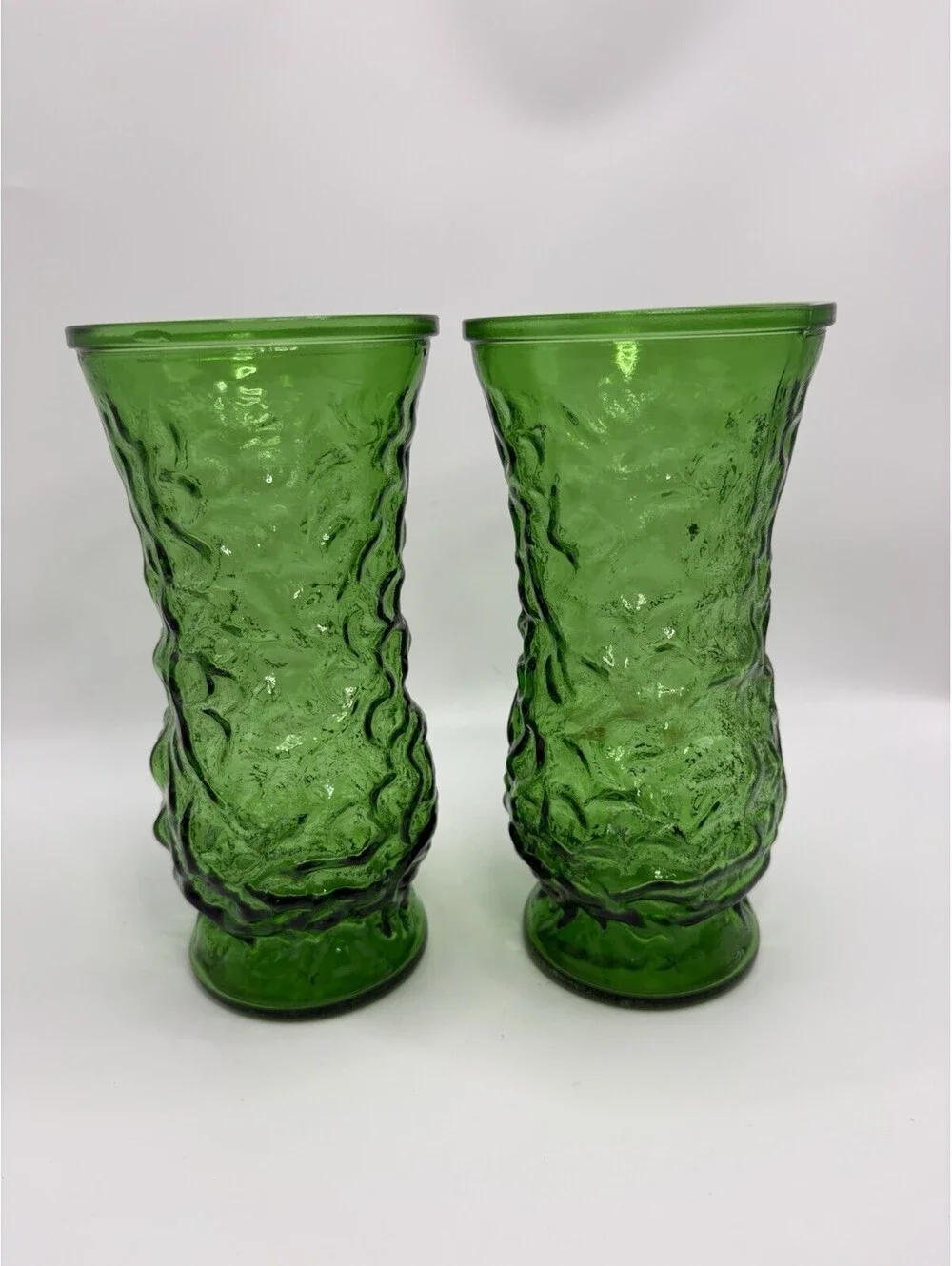 Pair Of 2 Vintage Hoosier Glass Vase - Emerald Green Crinkle Pattern 8.5”